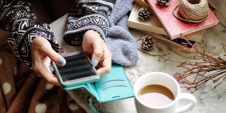 Unlock the Secrets of Social Media Marketing with our Expert-led Course