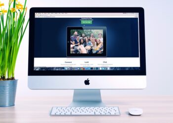 Protecting Your Privacy: Strategies for Navigating Social Media Safely